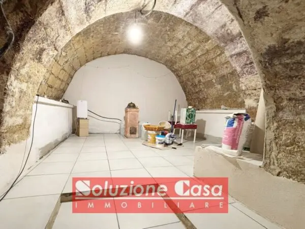 Casa Indipendente via, Canosa Di Puglia