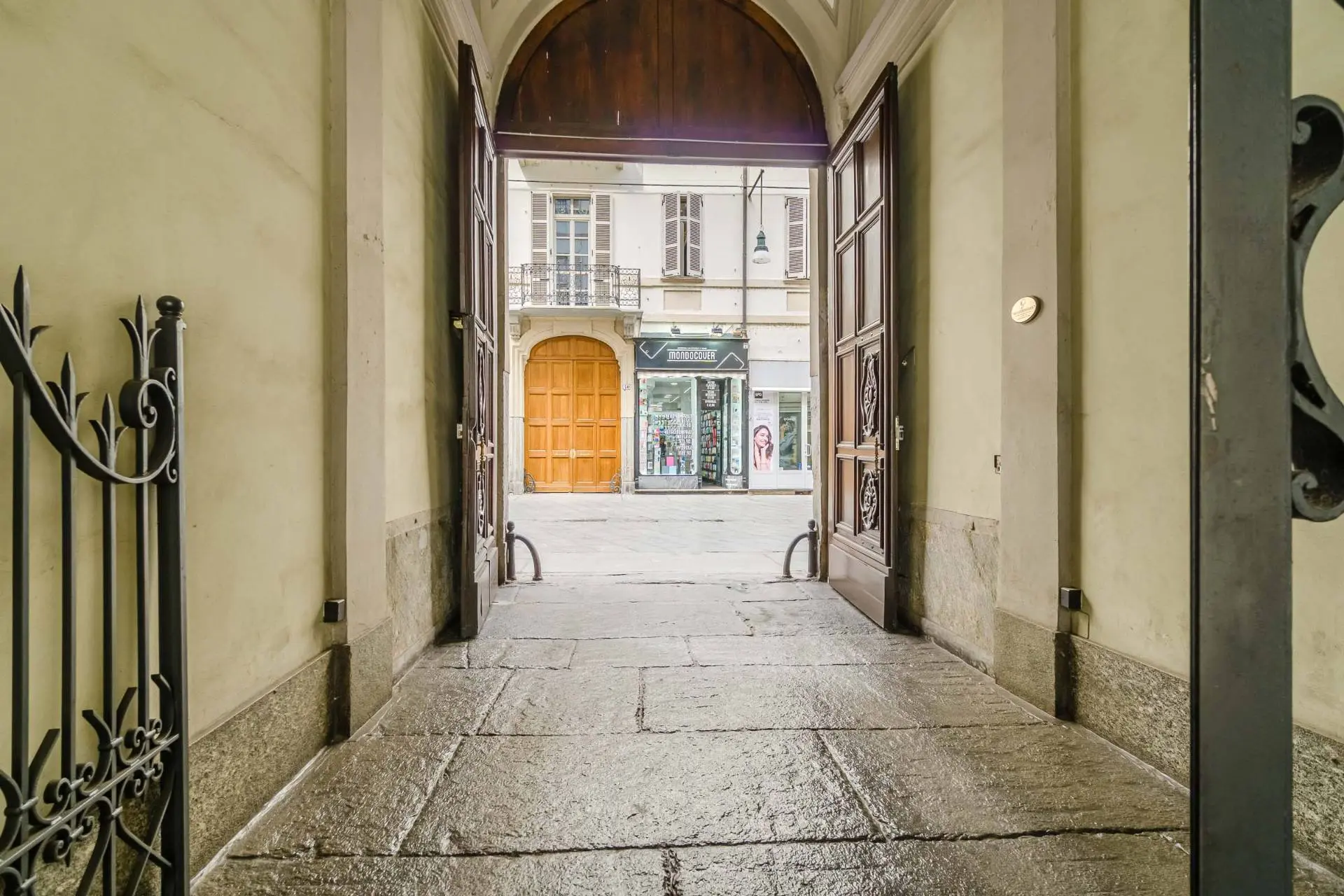 Immagine per Laboratorio in vendita a Torino Via Garibaldi 53