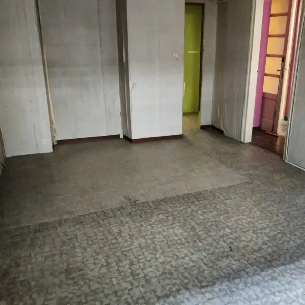 Appartamento via Sesia 8 bis, Torino