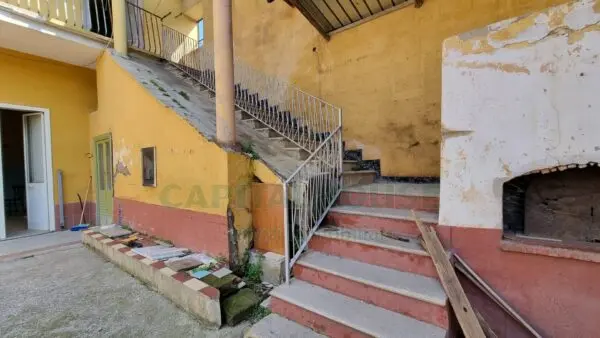 Casa Indipendente via, Macerata Campania