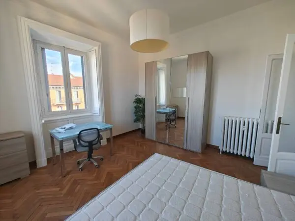 Appartamento via Spartaco 38, Milano
