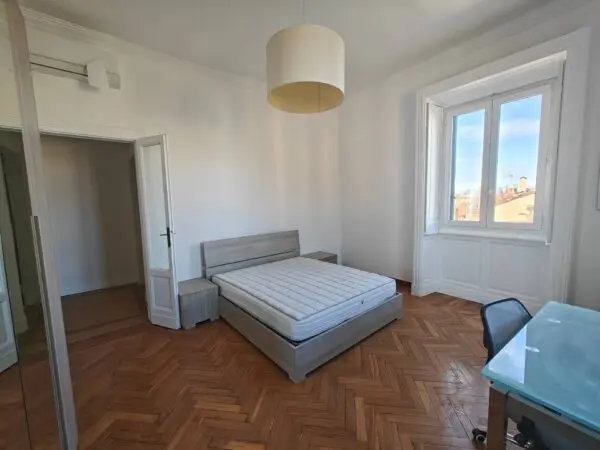 Appartamento via Spartaco 38, Milano