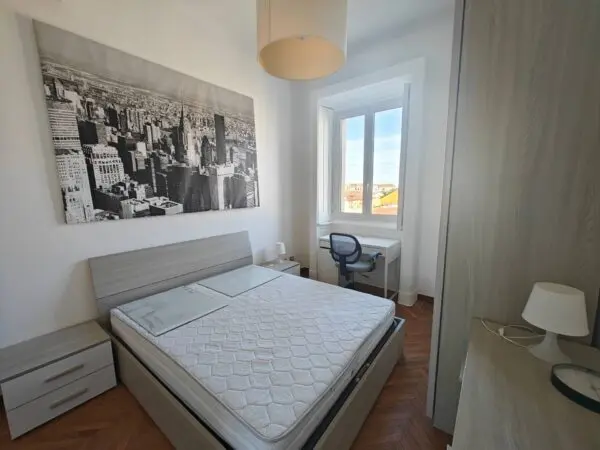 Appartamento via Spartaco 38, Milano