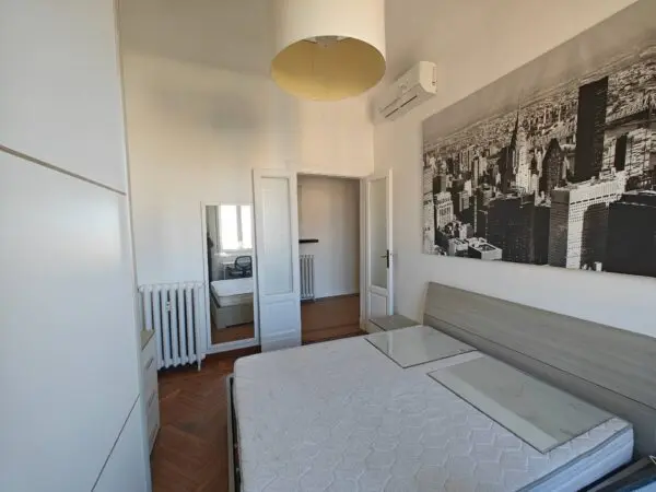 Appartamento via Spartaco 38, Milano