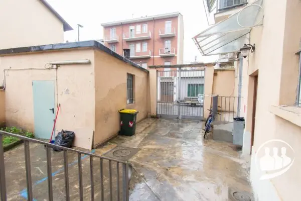 Appartamento via Gino Lisa 35, Torino