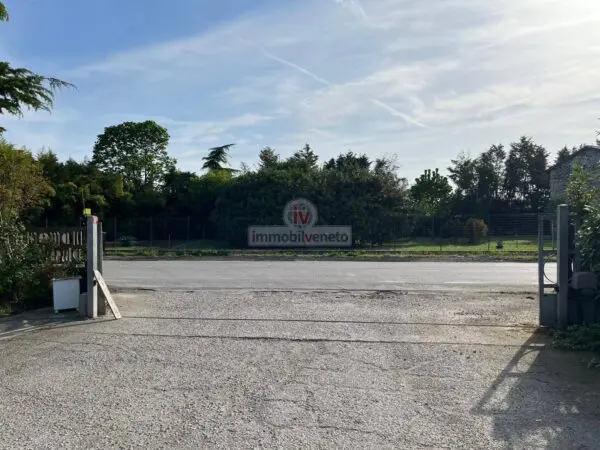 Capannone Industriale via Del Lavoro, Lonigo
