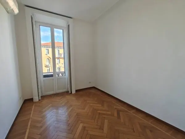 Appartamento via Spartaco 38, Milano