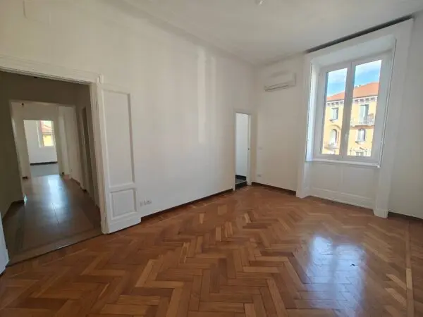 Appartamento via Spartaco 38, Milano