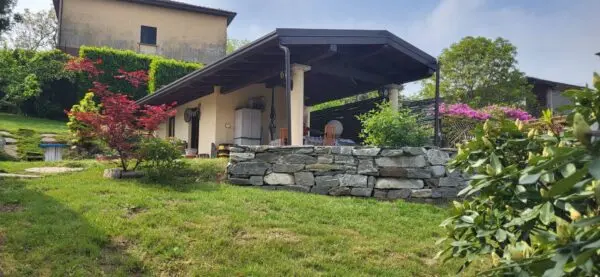 Villa via Ticino, Varallo Pombia