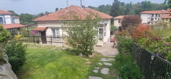 Villa via Ticino, Varallo Pombia