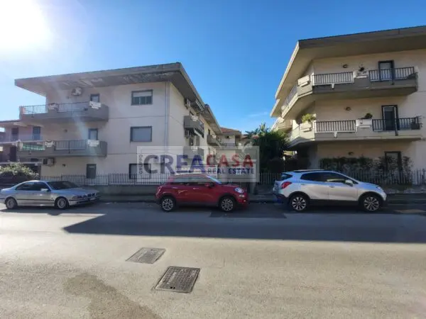 Appartamento via Federico De Roberto, Mascali