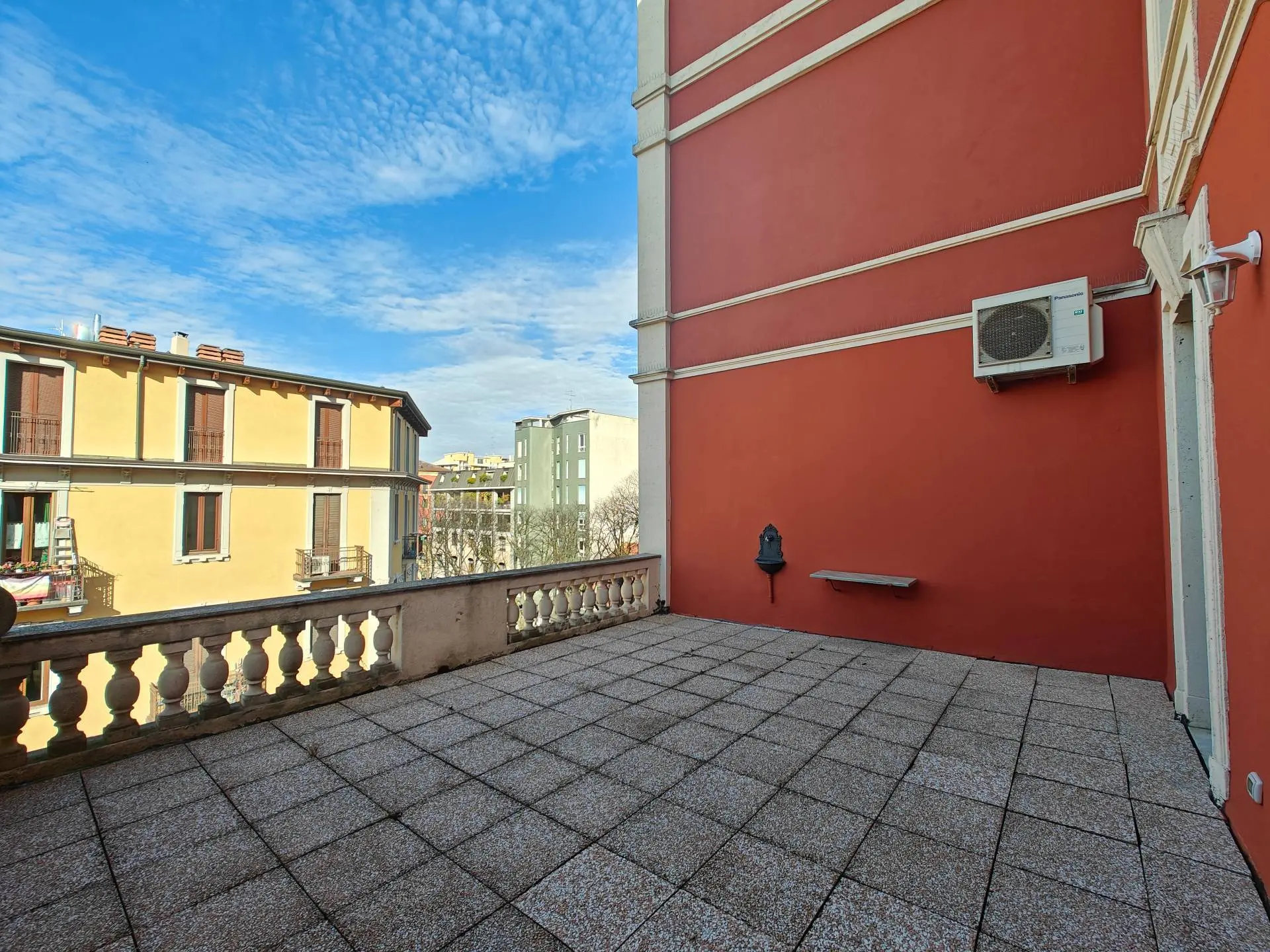 Immagine per Appartamento in affitto a Milano Via Spartaco 38