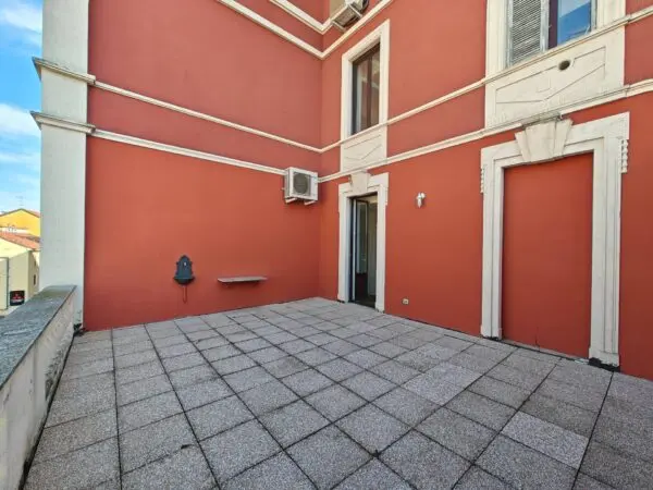 Appartamento via Spartaco 38, Milano
