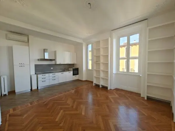 Appartamento via Spartaco 38, Milano