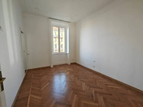Appartamento via Spartaco 38, Milano