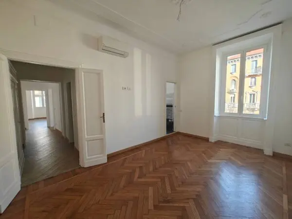 Appartamento via Spartaco 38, Milano