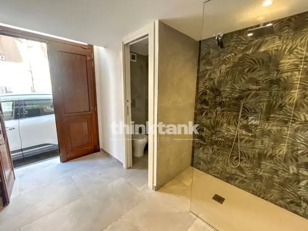 Appartamento via Albania, Siracusa