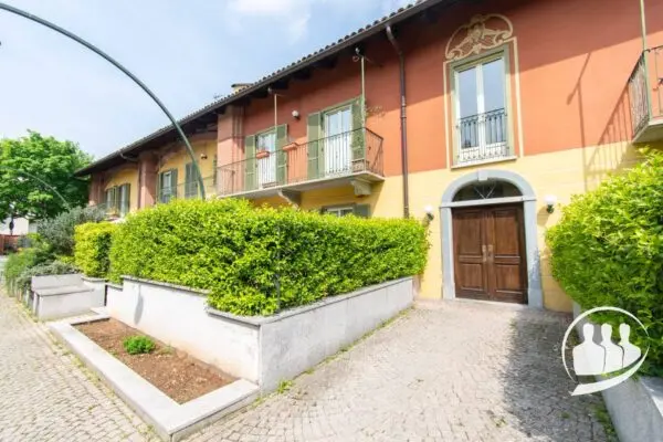Appartamento via Cristoforo Colombo 10, Beinasco