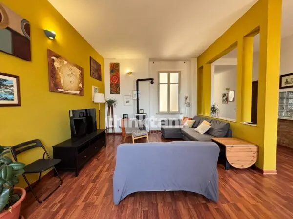 Appartamento via Albania, Siracusa