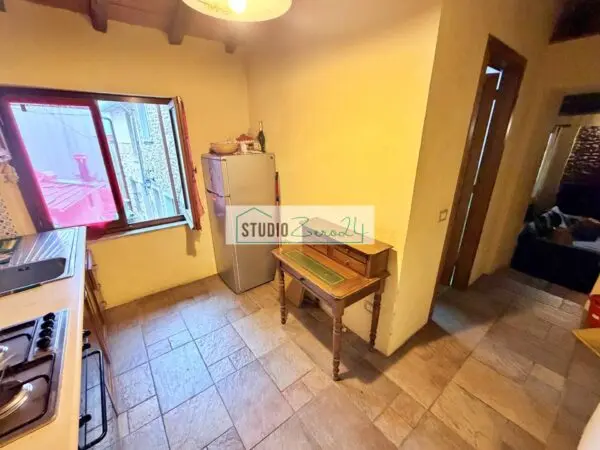 Casa Semindipendente via Dei Portici, Stazzema