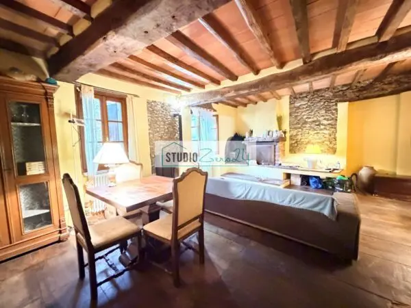 Casa Semindipendente via Dei Portici, Stazzema