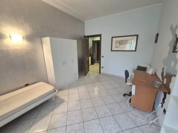 Stanza viale Cesare Battisti 7, Ferrara