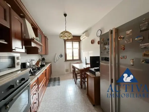 Appartamento via Monteberico 193, Samarate