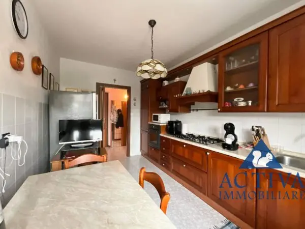 Appartamento via Monteberico 193, Samarate