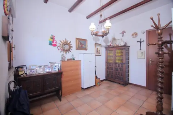 Villa via Giulio Belvederi 44, Roma