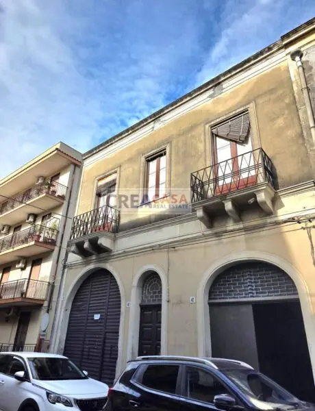 Stabile/Palazzo via San Giuliano, Giarre