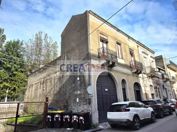 Stabile/Palazzo via San Giuliano, Giarre