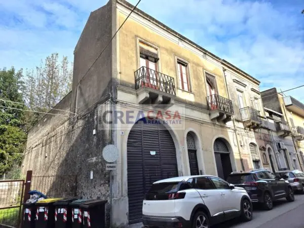 Stabile/Palazzo via San Giuliano, Giarre