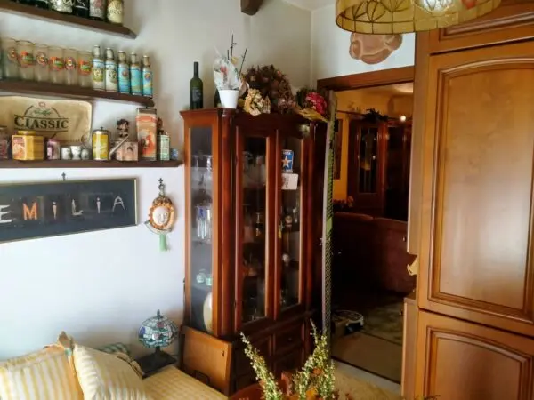 Appartamento via Uguaglianza 62, Vergiate
