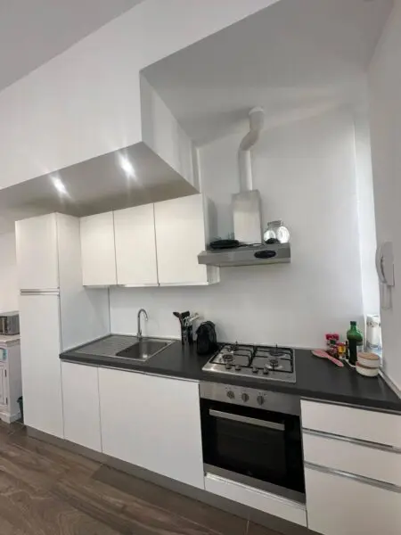 Appartamento via Costanzo Cantoni 9, Milano