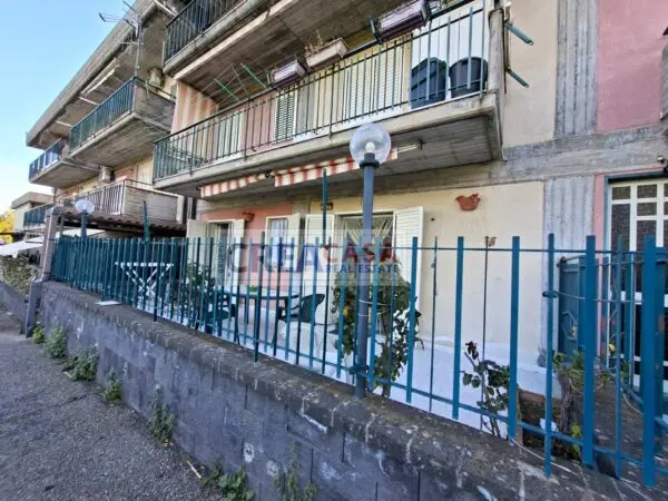 Appartamento via Della Pace, Calatabiano