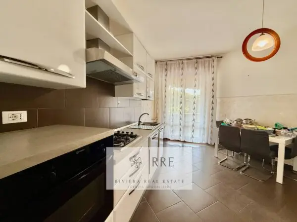 Appartamento via Zona Poeti Bassa, Loano