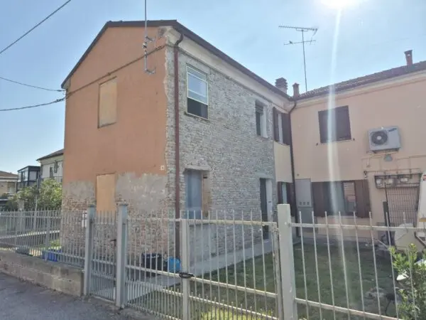 Casa Indipendente via Luciano Bottoni 41, Ferrara