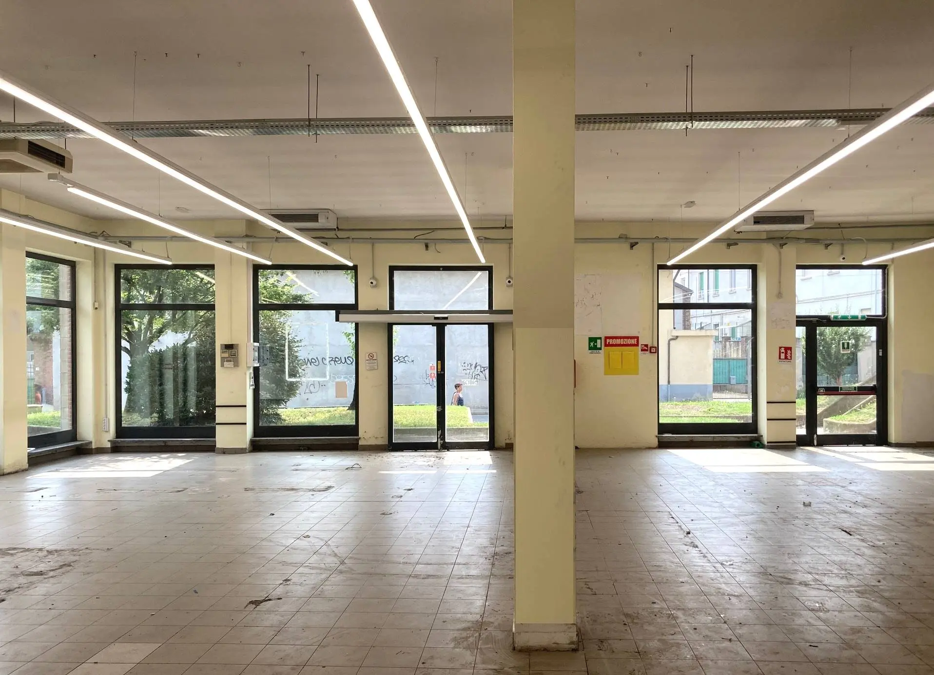 Immagine per Locale Commerciale in affitto a Rivoli Via Bruere 3