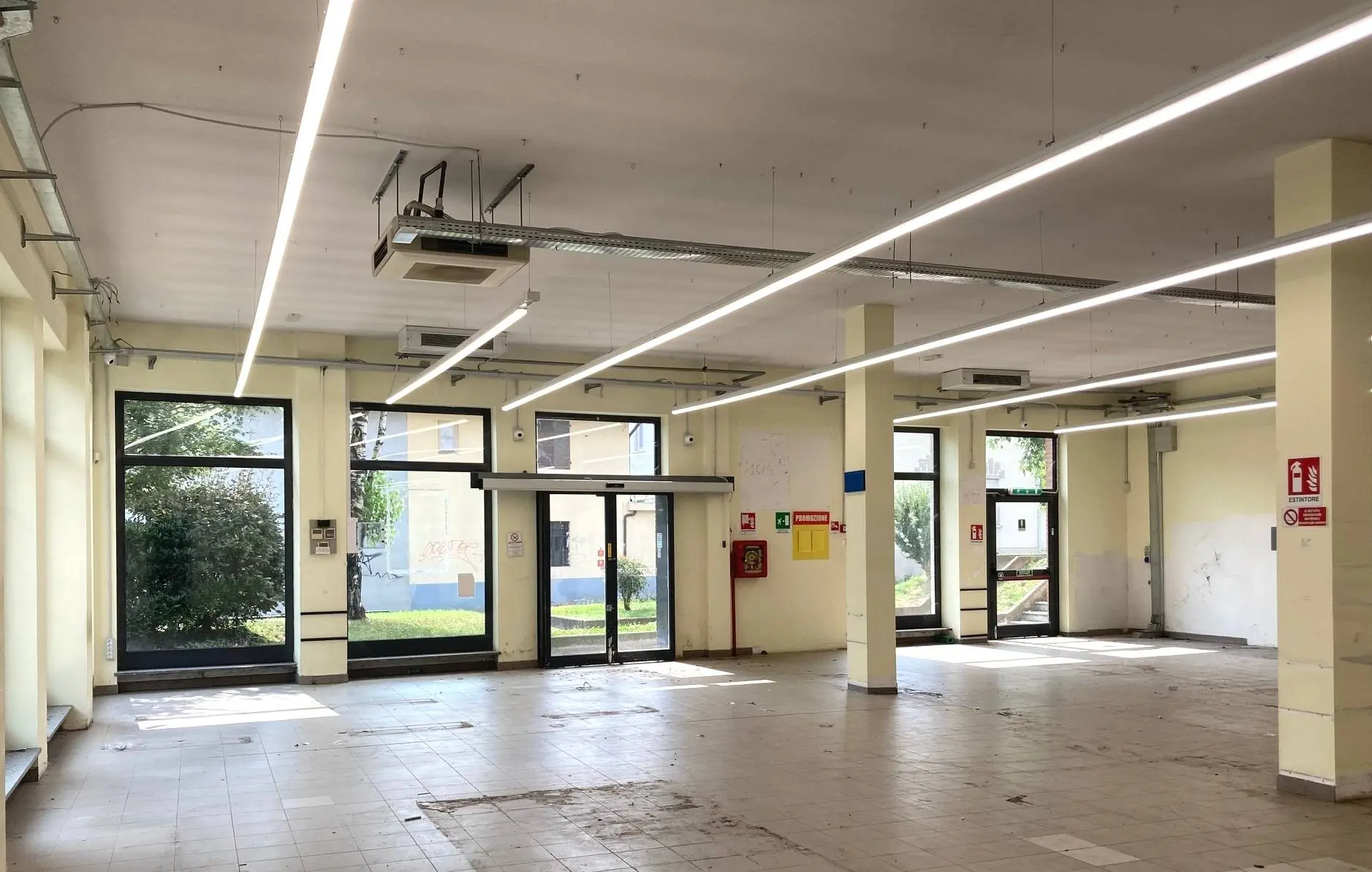 Immagine per Locale Commerciale in affitto a Rivoli Via Bruere 3