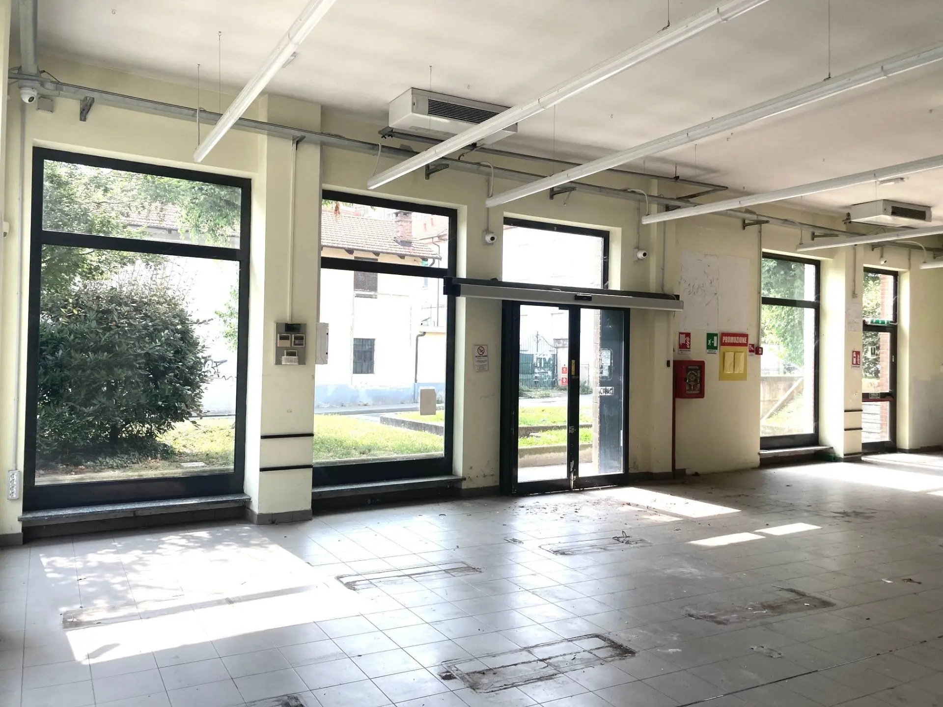 Immagine per Locale Commerciale in affitto a Rivoli Via Bruere 3