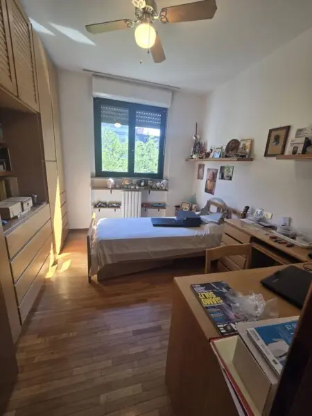 Appartamento via Cividale Del Friuli 15, Milano