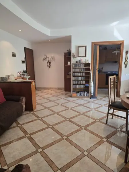 Appartamento via Cividale Del Friuli 15, Milano