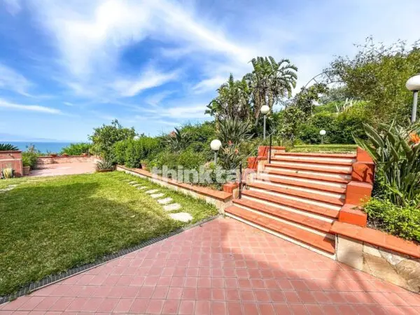 Villa via Costa Degli Oleandri, Augusta