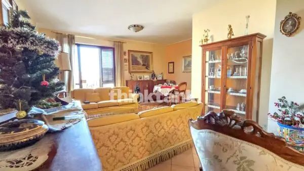 Appartamento Via Pietro Dell' Ova, Catania