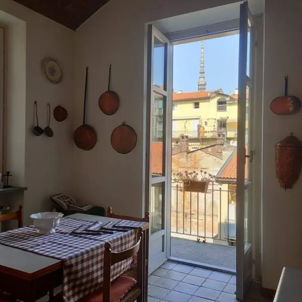 Appartamento via Vanchiglia 11, Torino