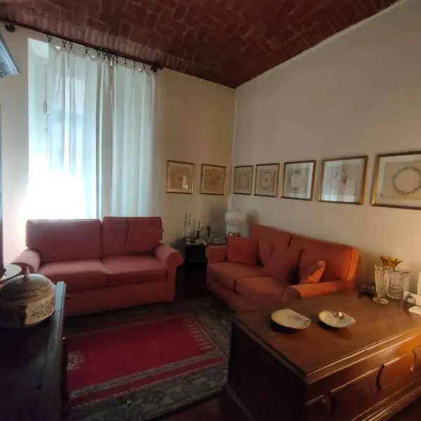 Appartamento via Vanchiglia 11, Torino