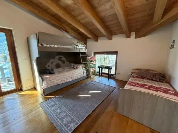Trilocale strada Margherita 14, Courmayeur