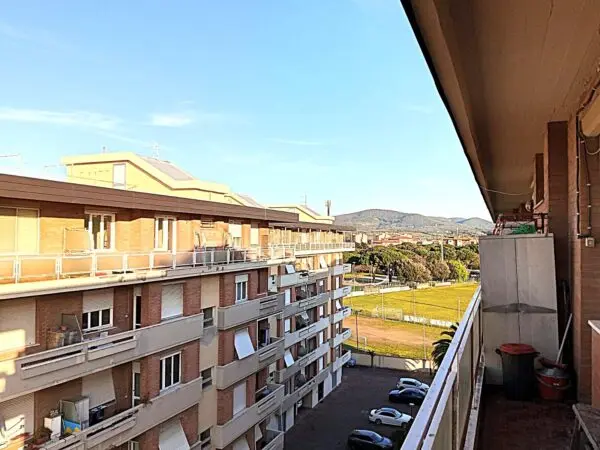 Trilocale via Giampaolo Menichetti, Livorno