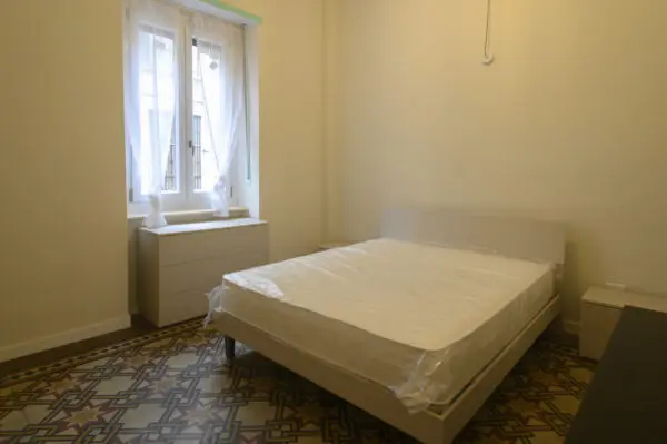 Bilocale via Padova 12, Torino