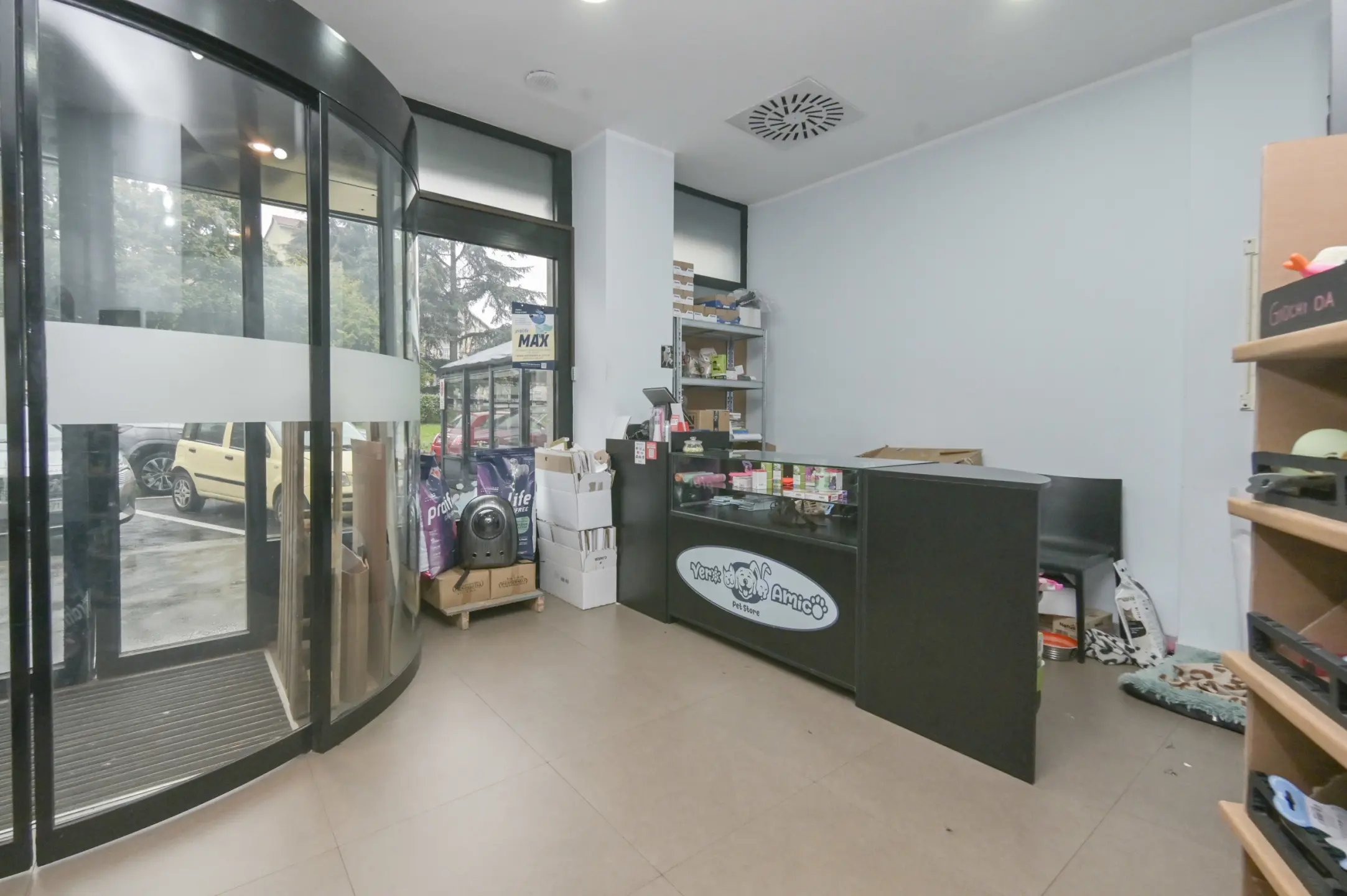 Immagine per Negozio in affitto a Torino piazza Respighi 5
